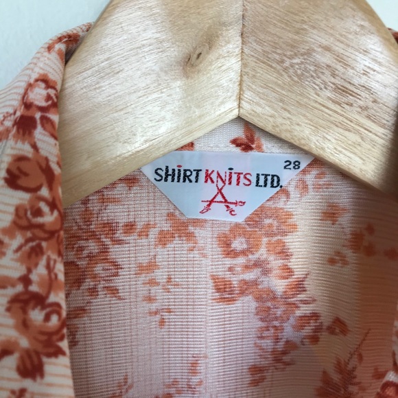Vintage 1970s floral print button down - Picture 3 of 4